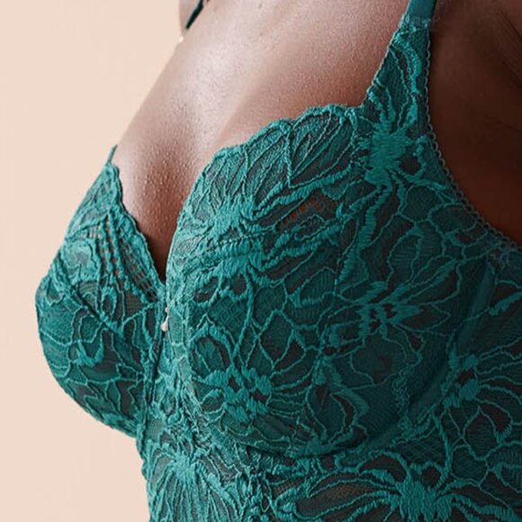 La Vie En Rose Teal Lace Bra and Panty Set - Picture 6 of 17